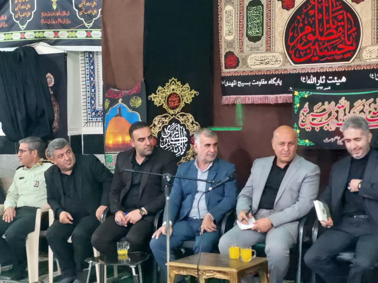 برپایی میز خدمت در مسجد امیرالمؤمنین (ع) شهرک امام خمینی(ره) مسکن مهر اسلامشهر